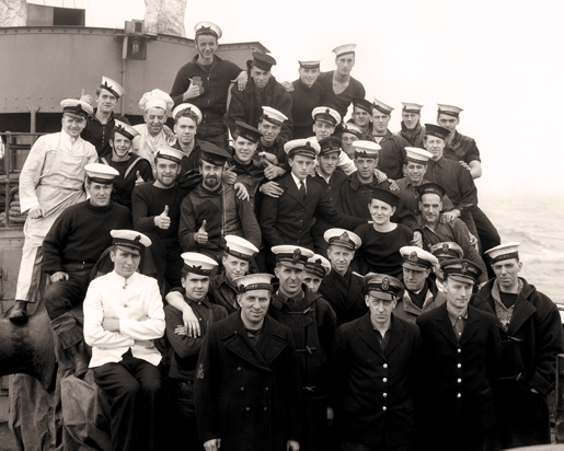 Personnel of HMCS Chambly, May 1941. [PHOTO: LIBRARY AND ARCHIVES CANADA—PA115351]