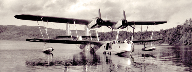 A Supermarine Stranraer at Alliford Bay, B.C., 1941. [PHOTO: DEPT. OF NATIONAL DEFENCE, LIBRARY AND ARCHIVES CANADA–PA136890]