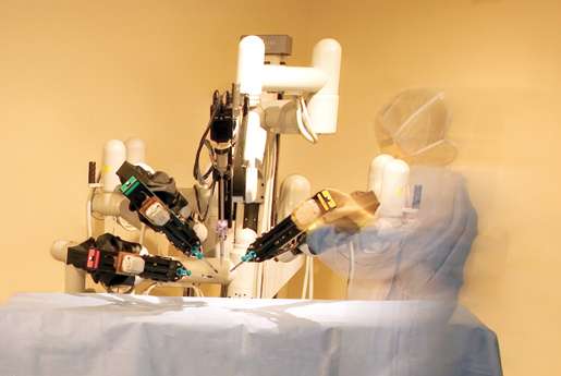 The da Vinci Robotic surgical system. [PHOTO: da VINCI STANDARD SURGICAL SYSTEM PICTURES]