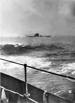 German U-Boat U-210 seen from HMCS Assiniboine. [PHOTO: LIBRARY AND ARCHIVES CANADA]