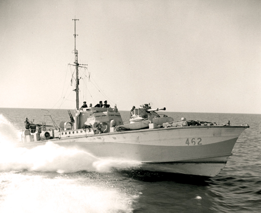 Motor Torpedo Boat 462 of the 29th Flotilla in the English Channel, 1944. [PHOTO: GILBERT MILNE, LIBRARY AND ARCHIVES CANADA—PA144574]