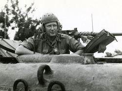 Major-General Hoffmeister [PHOTO: LIBRARY AND ARCHIVES CANADA]