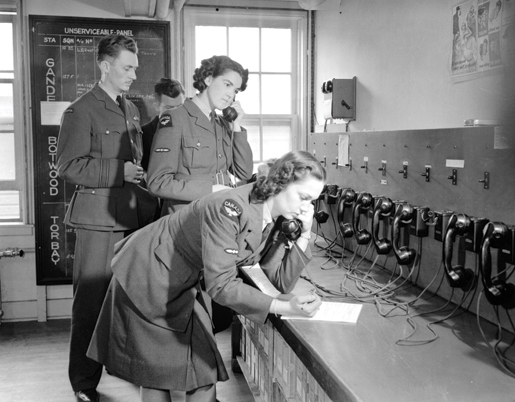 The telephone room at No. 1 Group Headquarters, Eastern Air Command, St. John’s, Nfld., September 1942. [PHOTO: LIBRARY AND ARCHIVES CANADA—PA190792]