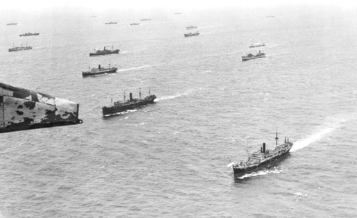 An aerial view of merchant ships gives an indication of the large sea area covered by a convoy. [PHOTO: LIBRARY AND ARCHIVES CANADA—WRN445]