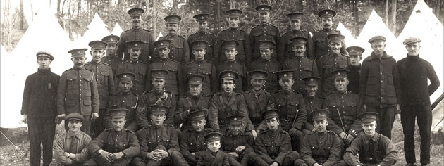 Members of the Canadian Postal Corps in 1916.