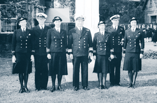 The September 1942 graduation of the first class of Wren officers in Ottawa. [PHOTO: D.A. SWAN, LIBRARY AND ARCHIVES CANADA—PA142302]