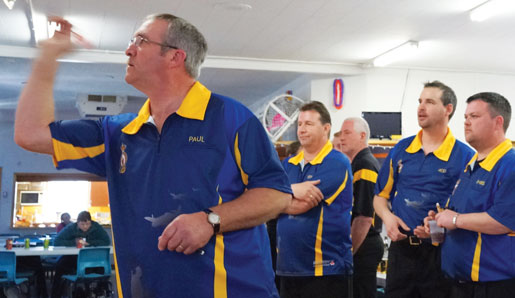 N.S./Nunavut’s Paul LaQuant throws a dart during team competition. [PHOTO: ADAM DAY]