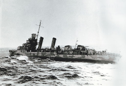 The USS Gleaves, one of the modern destroyers deployed for escort duty in the northwest Atlantic, late 1941. [PHOTO: KEN MACPHERSON, NAVAL MUSEUM OF ALBERTA; NAVAL MUSEUM OF ALBERTA]