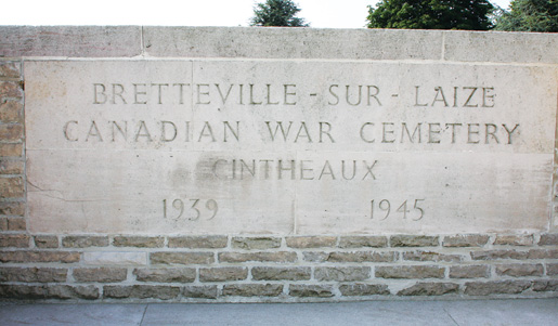 The Bretteville-sur-Laize Canadian War Cemetery contains the graves of 2,793 Canadian soldiers. [PHOTO: SHARON ADAMS, LEGION MAGAZINE]