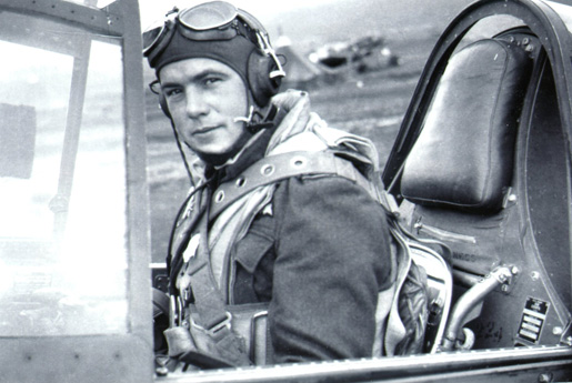 RCAF Squadron Leader K.A. Boomer [PHOTO: LEGION MAGAZINE ARCHIVES]