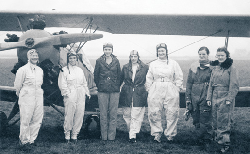 The Flying Seven [PHOTO: CITY OF VANCOUVER ARCHIVES, CVA 371-478]