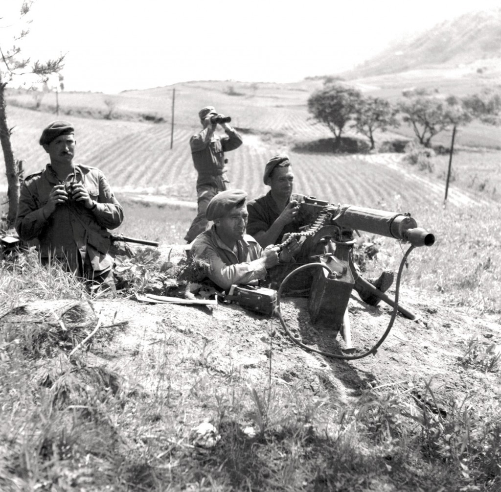 Historic Korean War Photo – Keeping watch - Legion Magazine