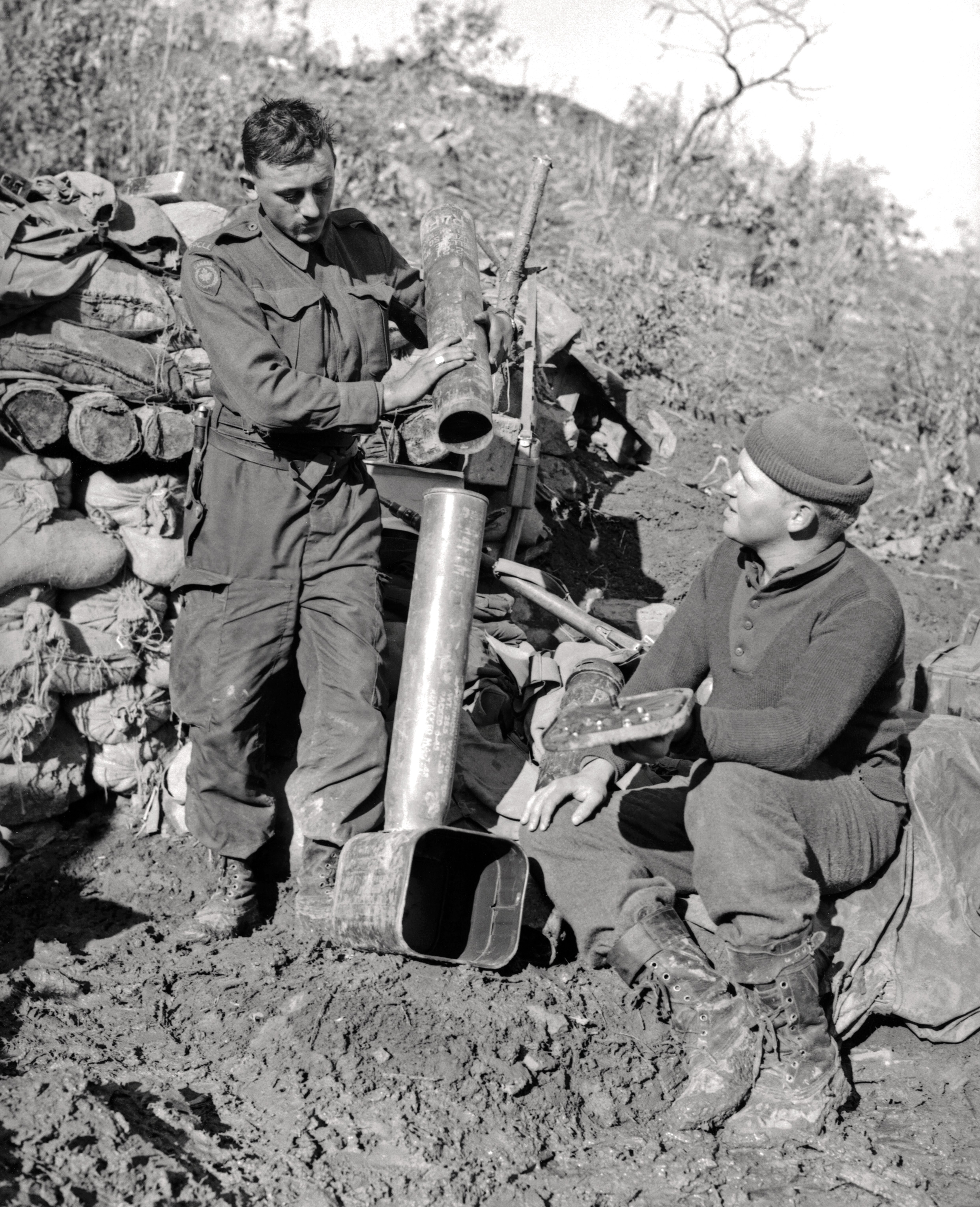 Historic Korean War Photo – Constructing A Stove - Legion Magazine