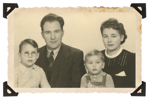 The author, his parents and his younger brother in 1947. [Courtesy of Gerard Triesman]