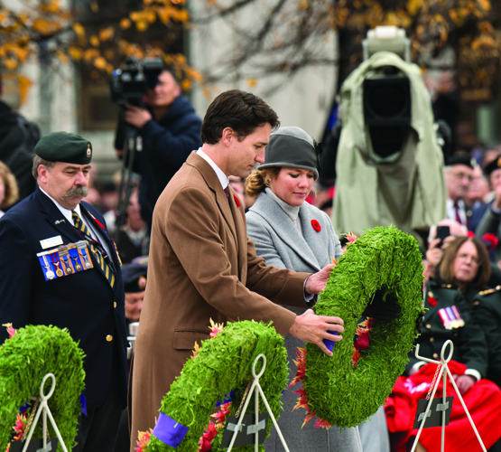 Trudeau places wreath