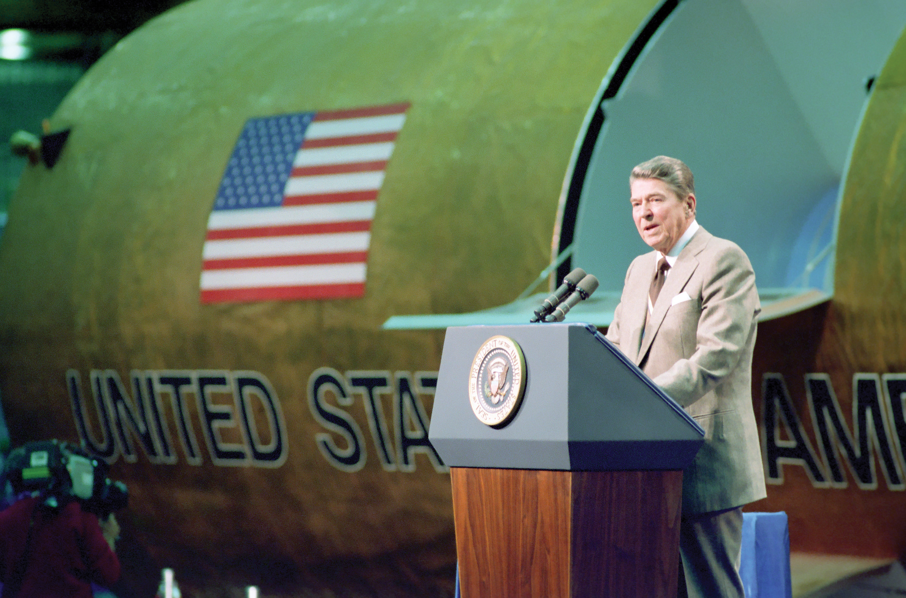 11/24/1987 President giving speech on SDI Strategic Defense Initiative at Martin Marrietta Astronautics in Waterton, Colorado