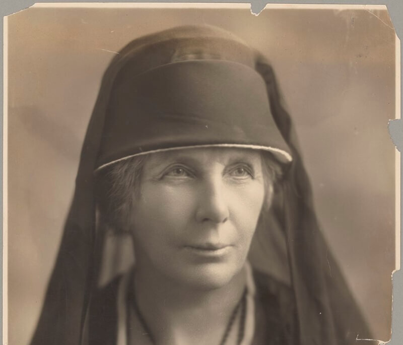Undying love, Part 1: A grieving mother secrets her Great War soldier son’s remains home to Canada