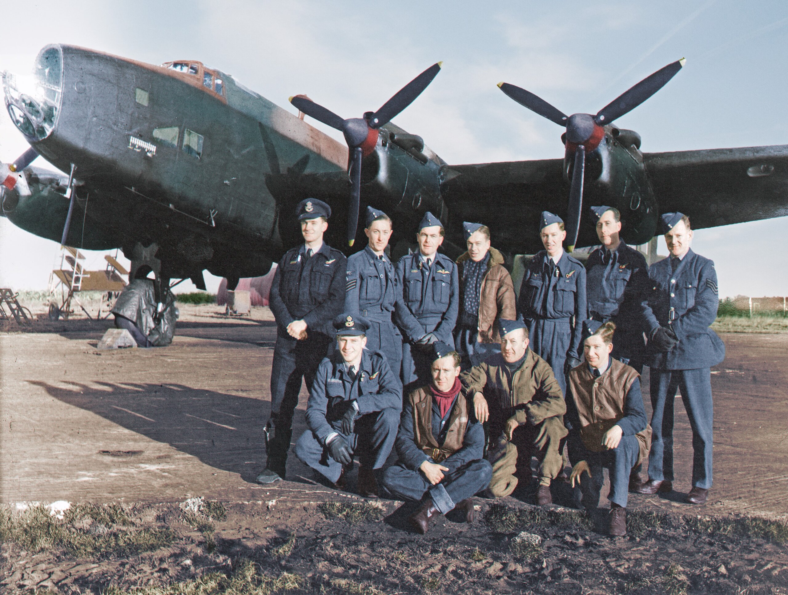 A crew of 10 Squadron, Royal Air Force, that undertook five mine-laying, or gardening, operations in early 1944. [Courtesy Jane Guilliford Lowes]
